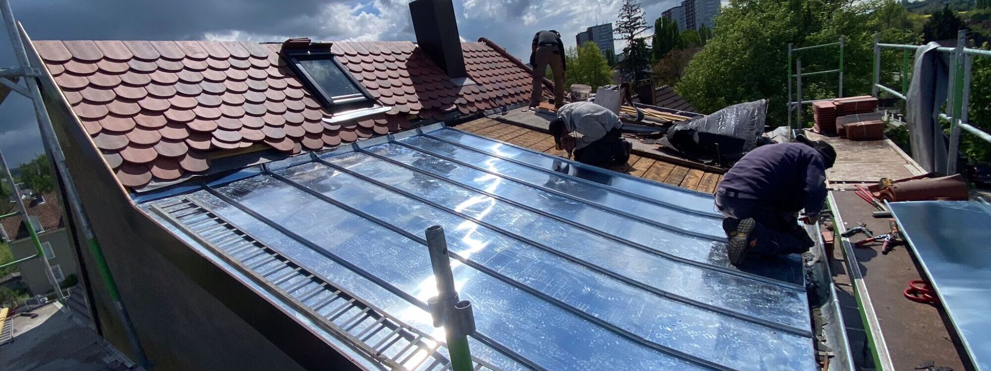 Travaux de couverture et pose de zinguerie dans le Haut-Rhin &agrave; Mulhouse et Saint-Louis Illzach
