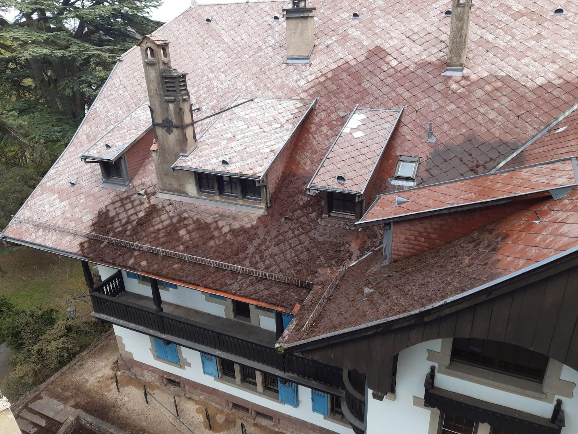 NETTOYAGE_DEMOUSSAGE_TRAITEMENT_TOITURE1 | Travaux Toiture Haut Rhin Nettoyage, démoussage et traitement de toiture dans le Haut-Rhin à Colmar et Altkirch Kingersheim 5